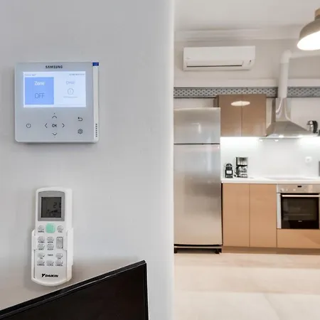 Modern 2-bedroom Apt, 200m From The Acropolis Apartment *